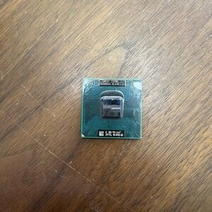 Intel Pentium T3200 /  Laptop CPU Processor / SLAVG 2.00/1M/667